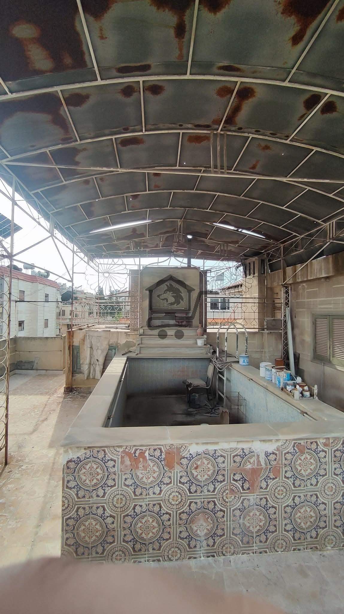 بيت في المحافظة - الصورة 2