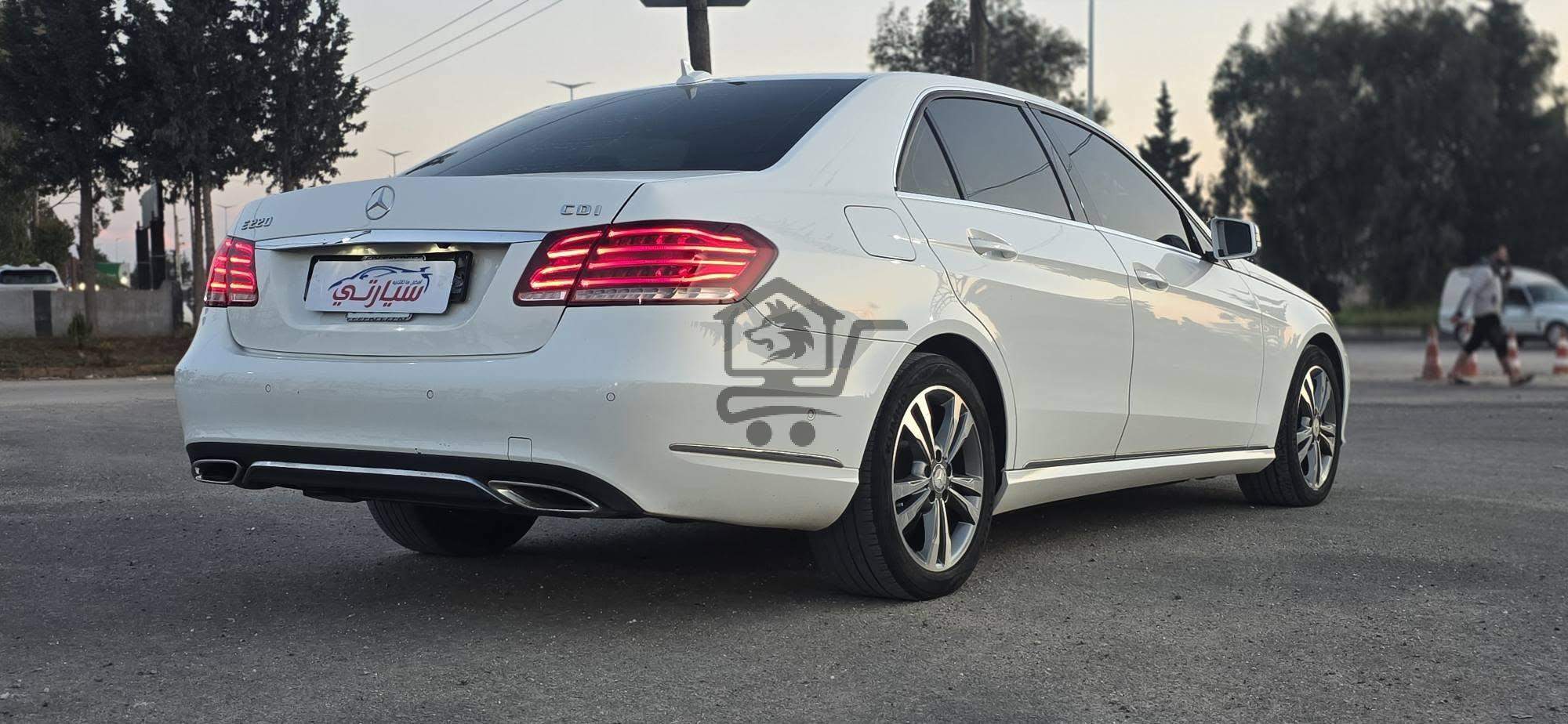 Mercedes-Benz E220d - الصورة 4