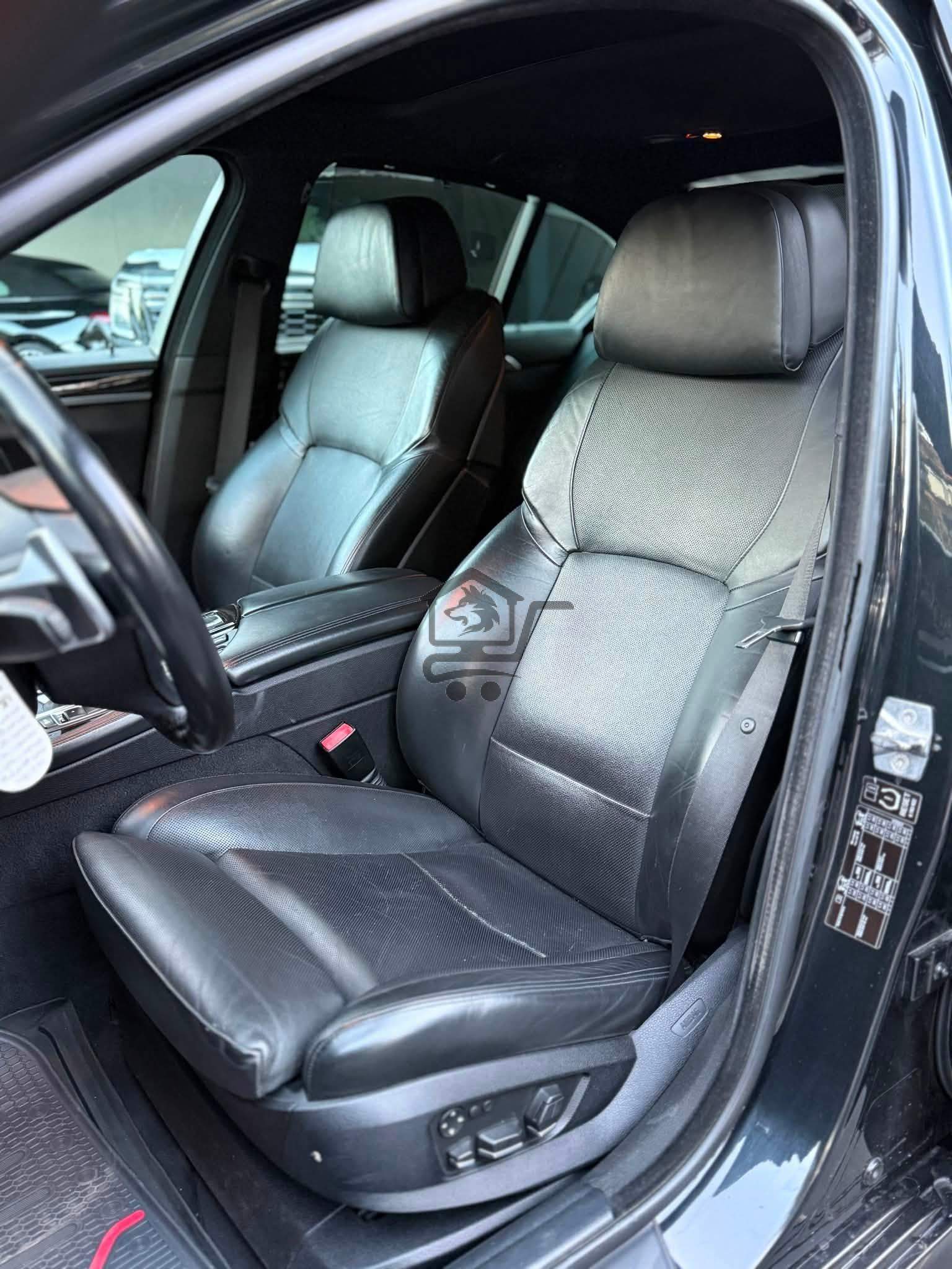 BMW 550i F10 - الصورة 6