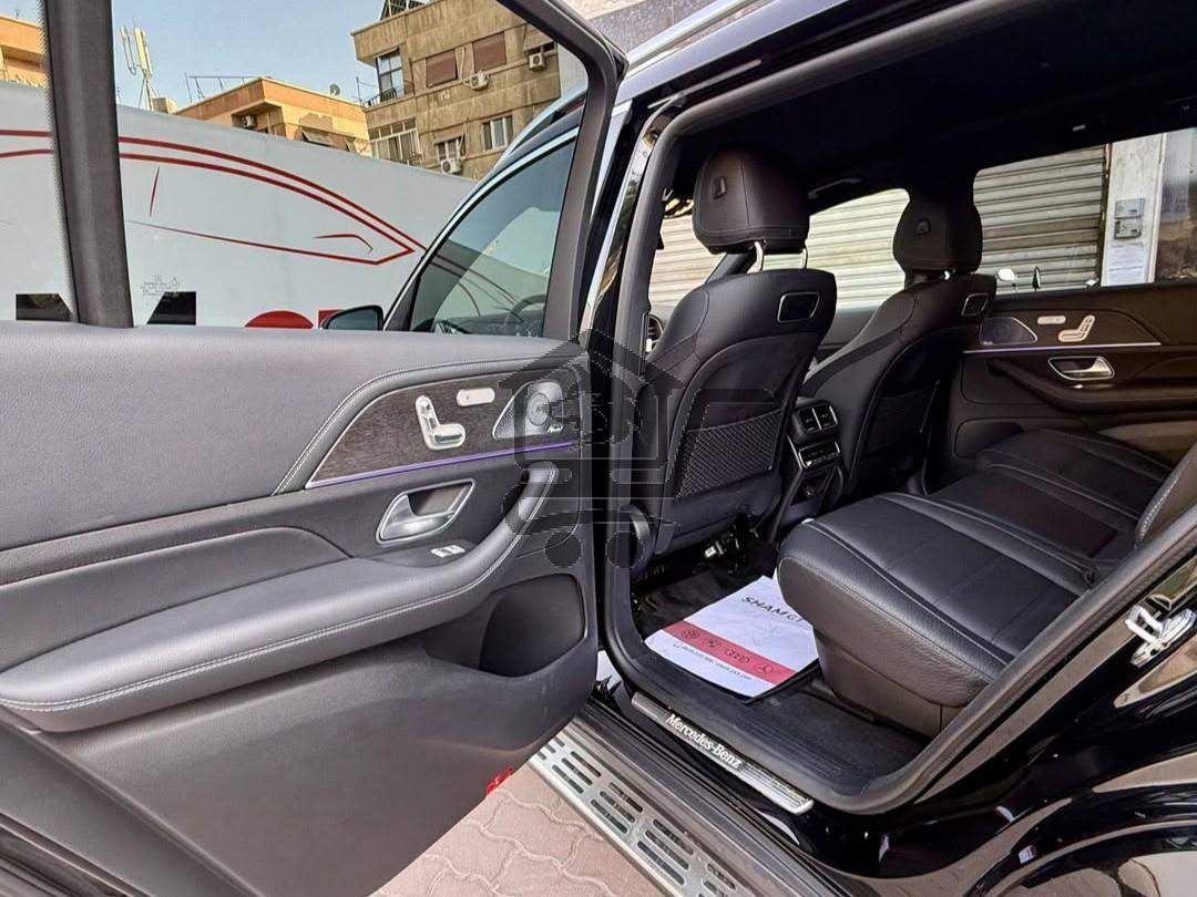 Mercedes-Benz GLS 580 - الصورة 9
