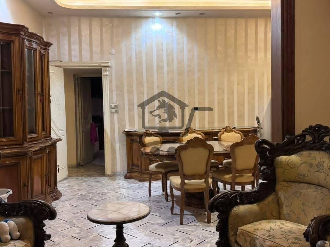 منزل في شارع النيل - الصورة 6