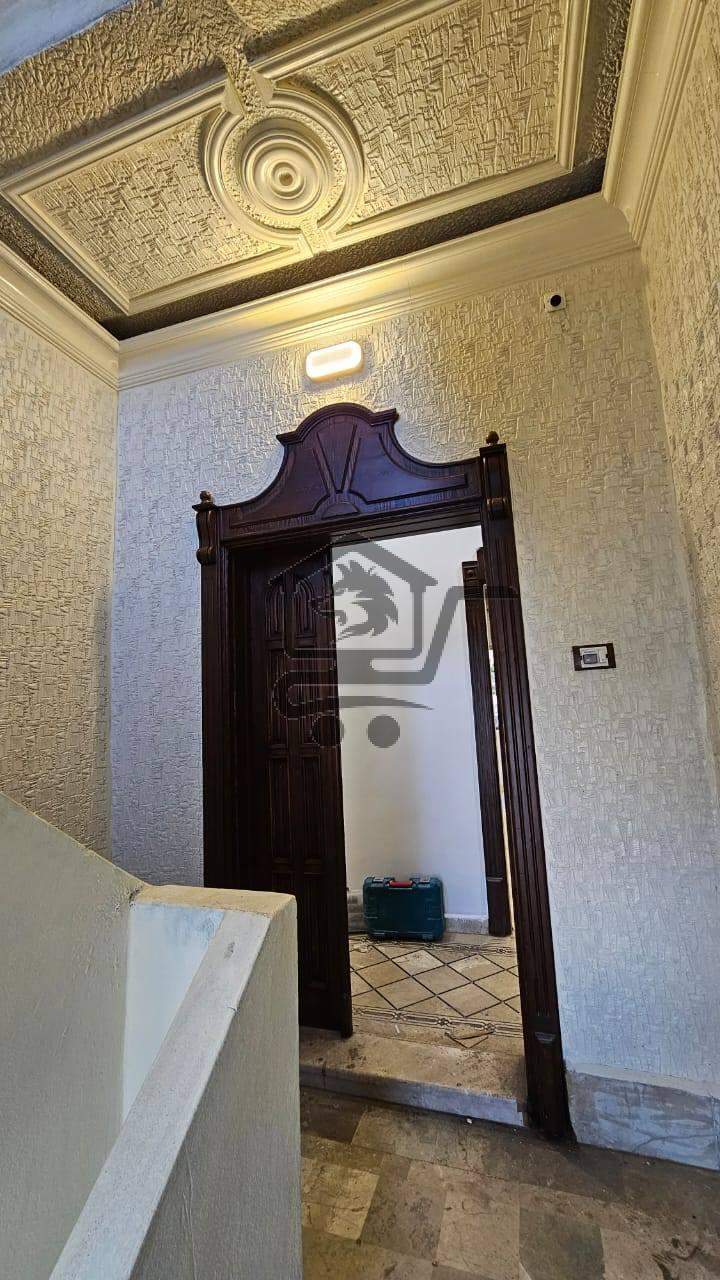 للبيع شقة سكنية قيد التجديد - الصورة 6