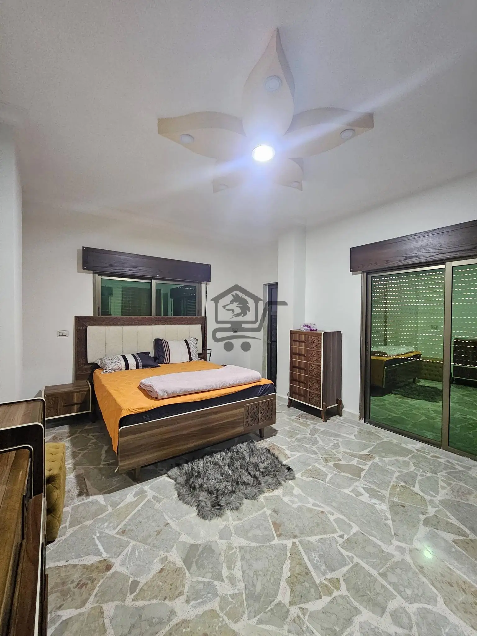 عقار للبيع  ب مساحة واسعة جدا " وبسعر إقتصادي - الصورة 3