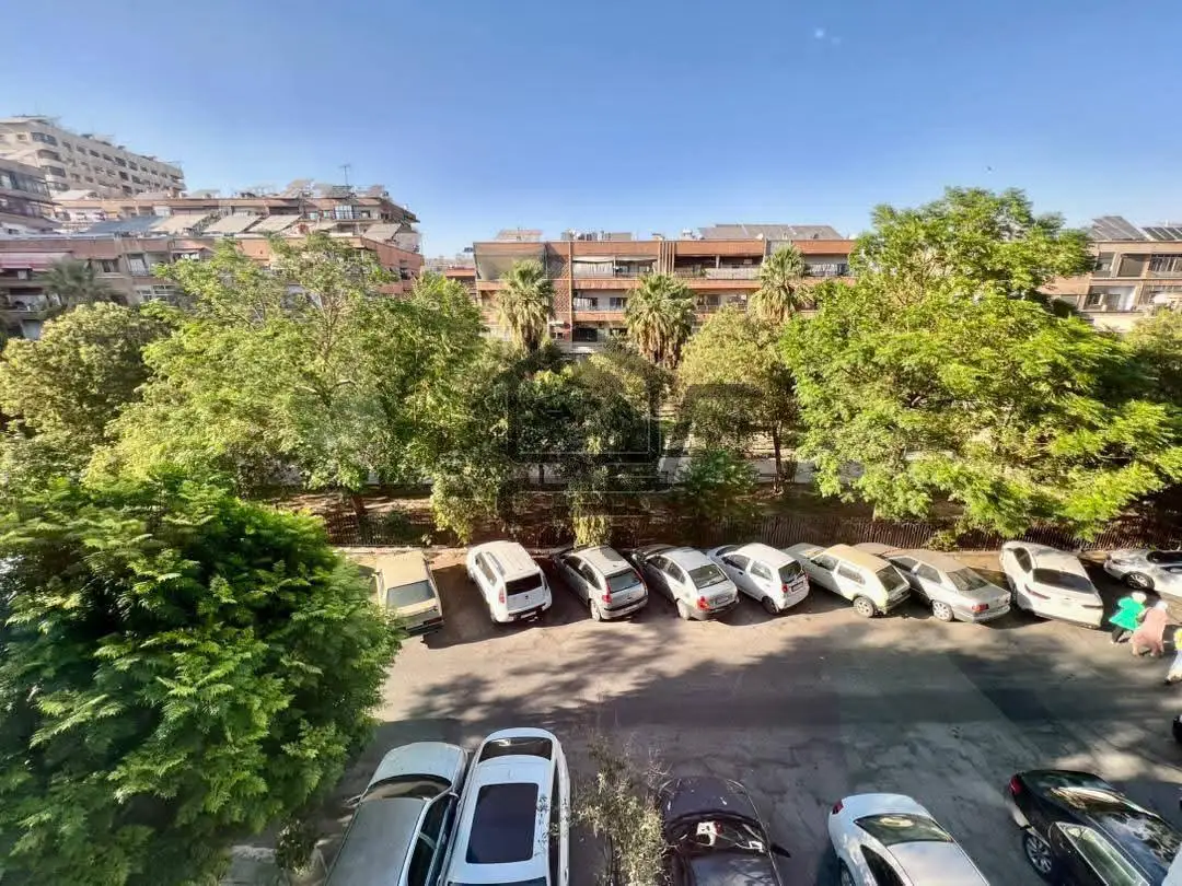 شقة غرفتين مع فرش - الصورة 4