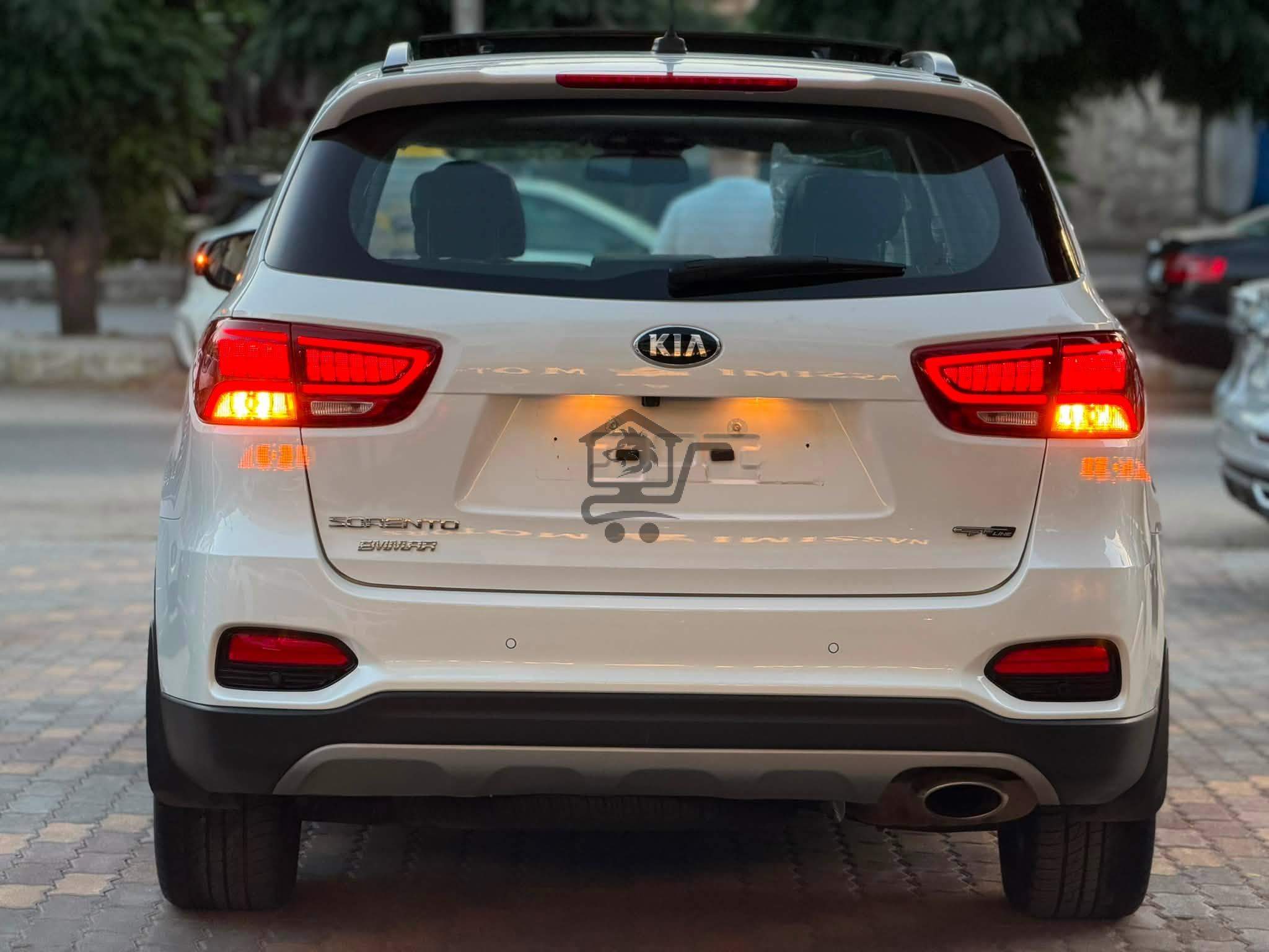 Kia Sorento GT-Line 2020 - الصورة 2