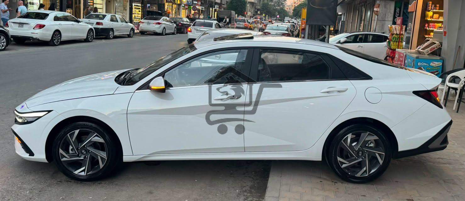 Hyundai Elantra 2025 - الصورة 5