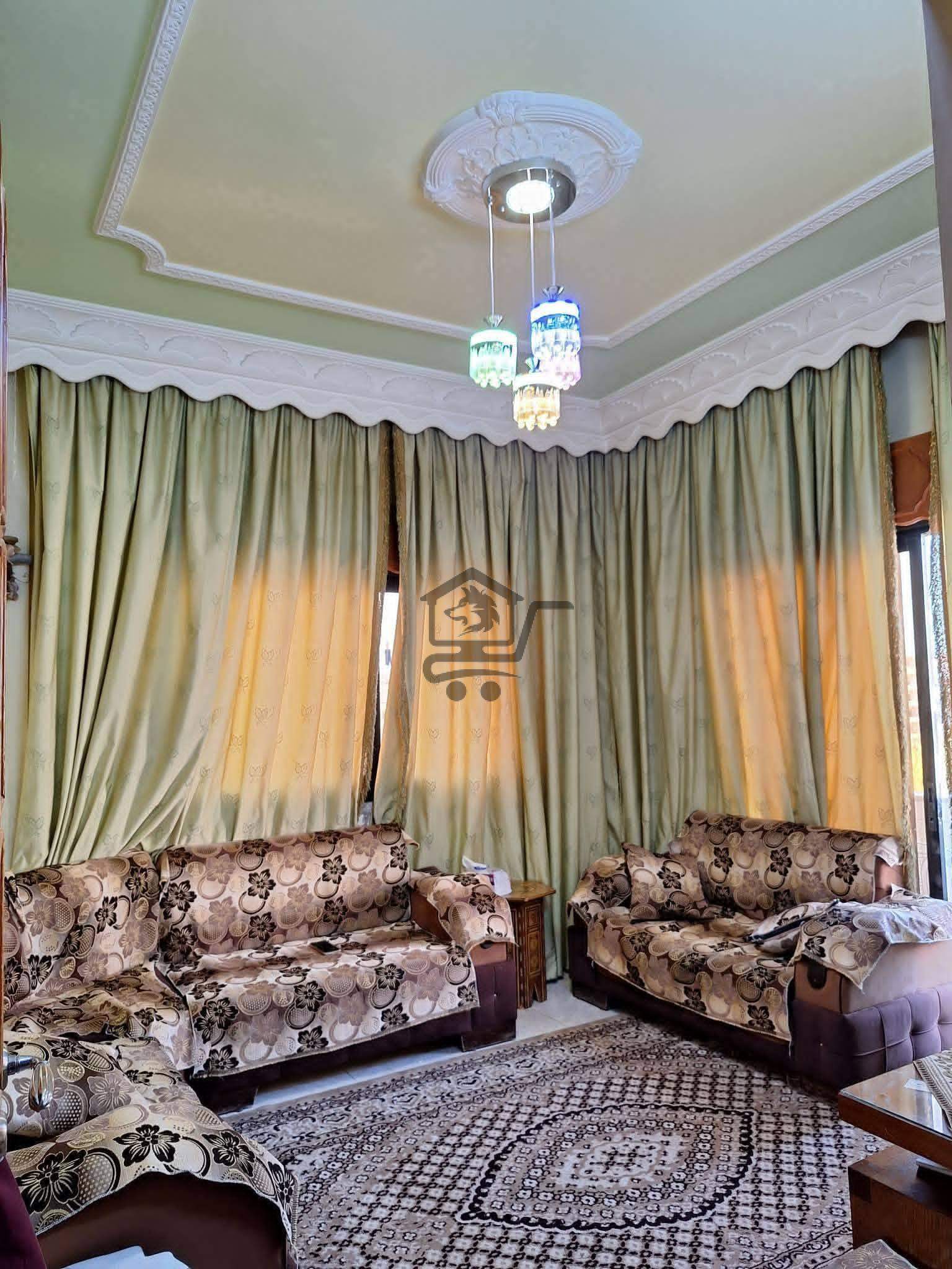 شقة بتجهيز جيد - الصورة 2