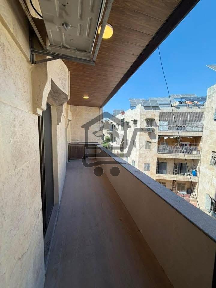 منزل فاخر - الصورة 2