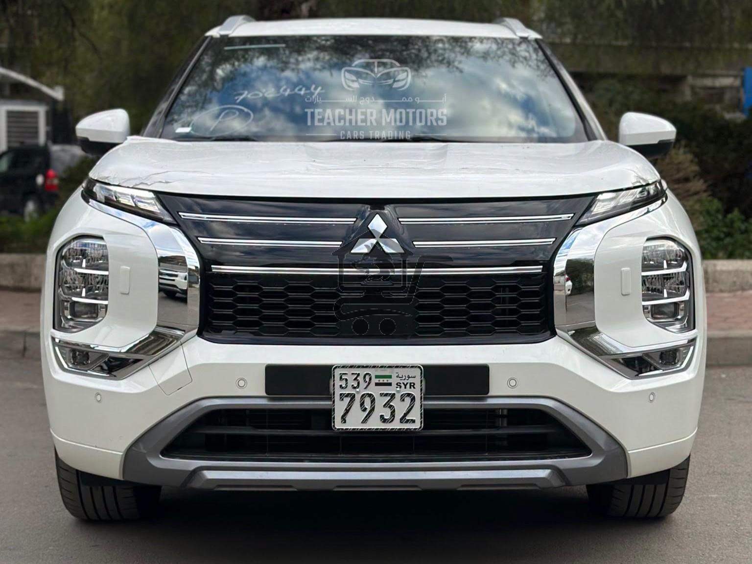 Mitsubishi Outlander Limited - الصورة 3