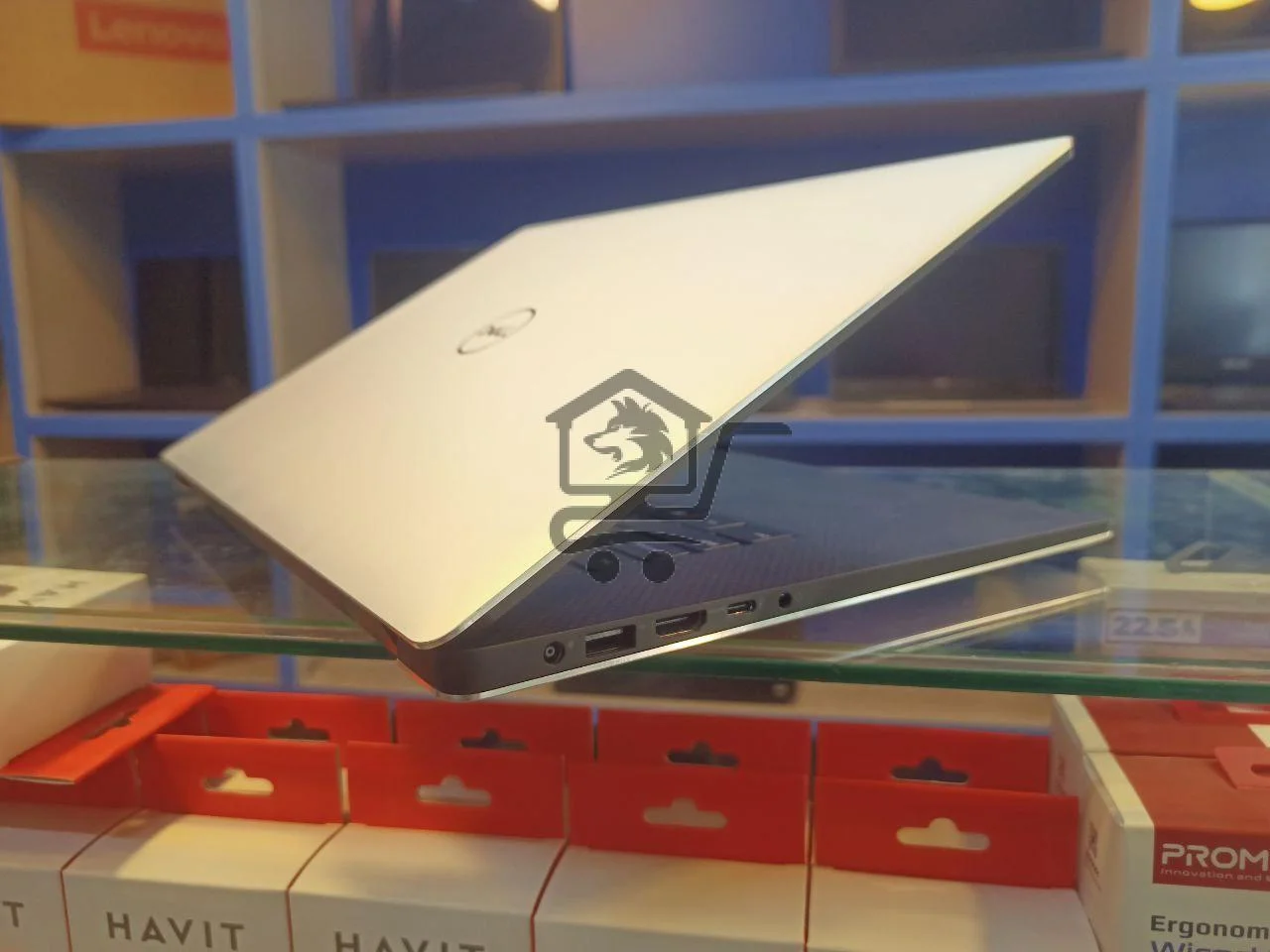 Dell Precision 5540 - الصورة 5