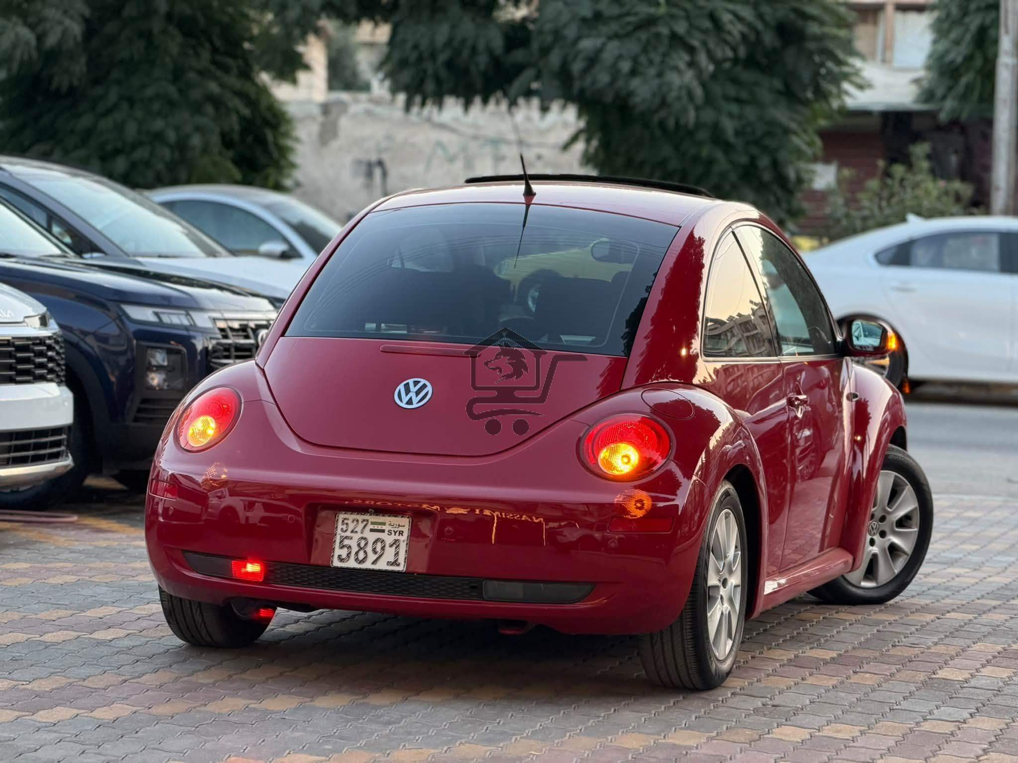 Volkswagen Beetle 2011 - الصورة 2