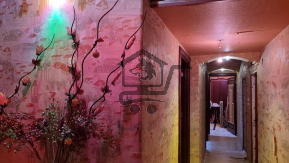 شقة بمساحة ممتازة - الصورة 2