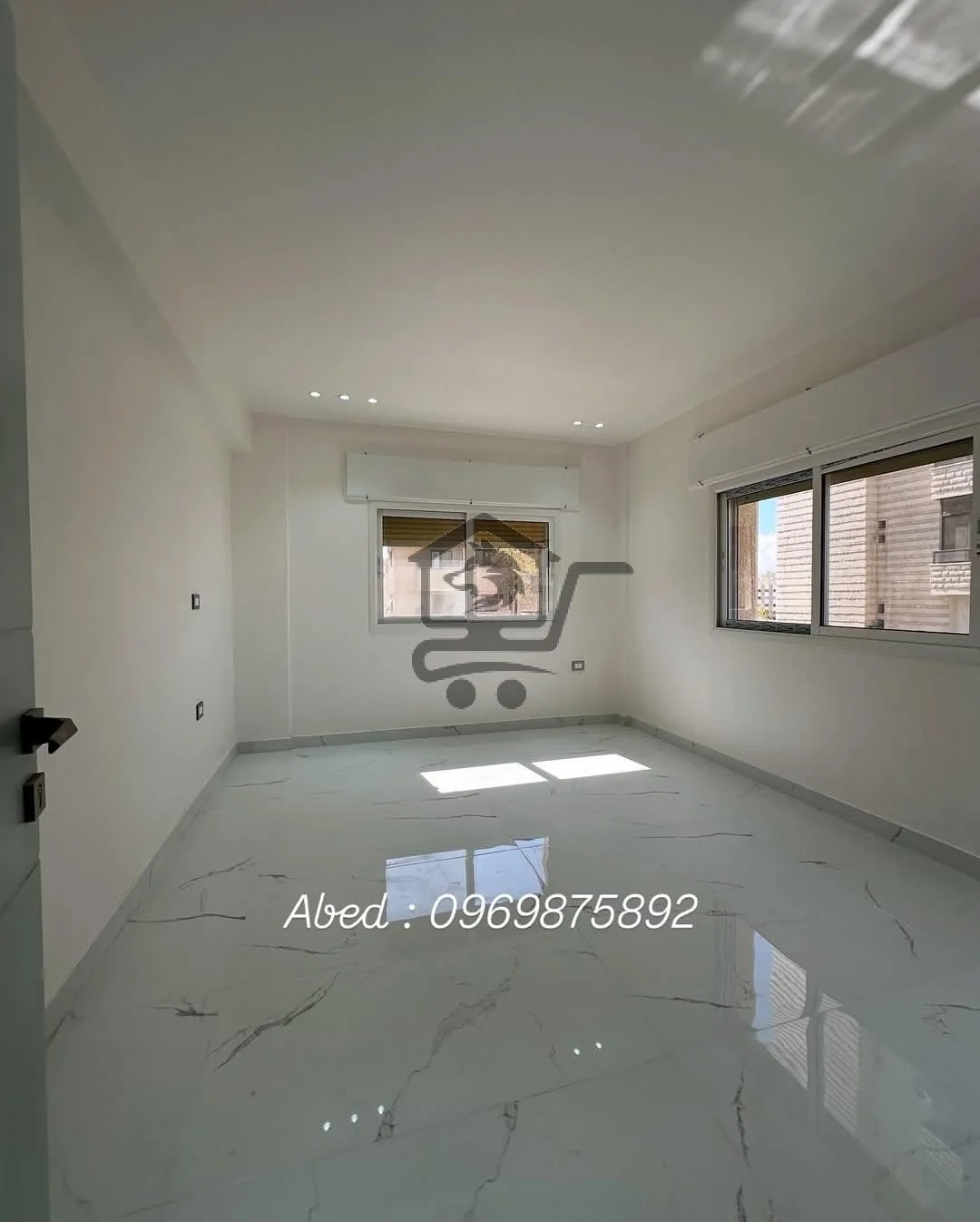 فرصة ذهبية لامتلاك منزل واسع بتصميم فريد - الصورة 5