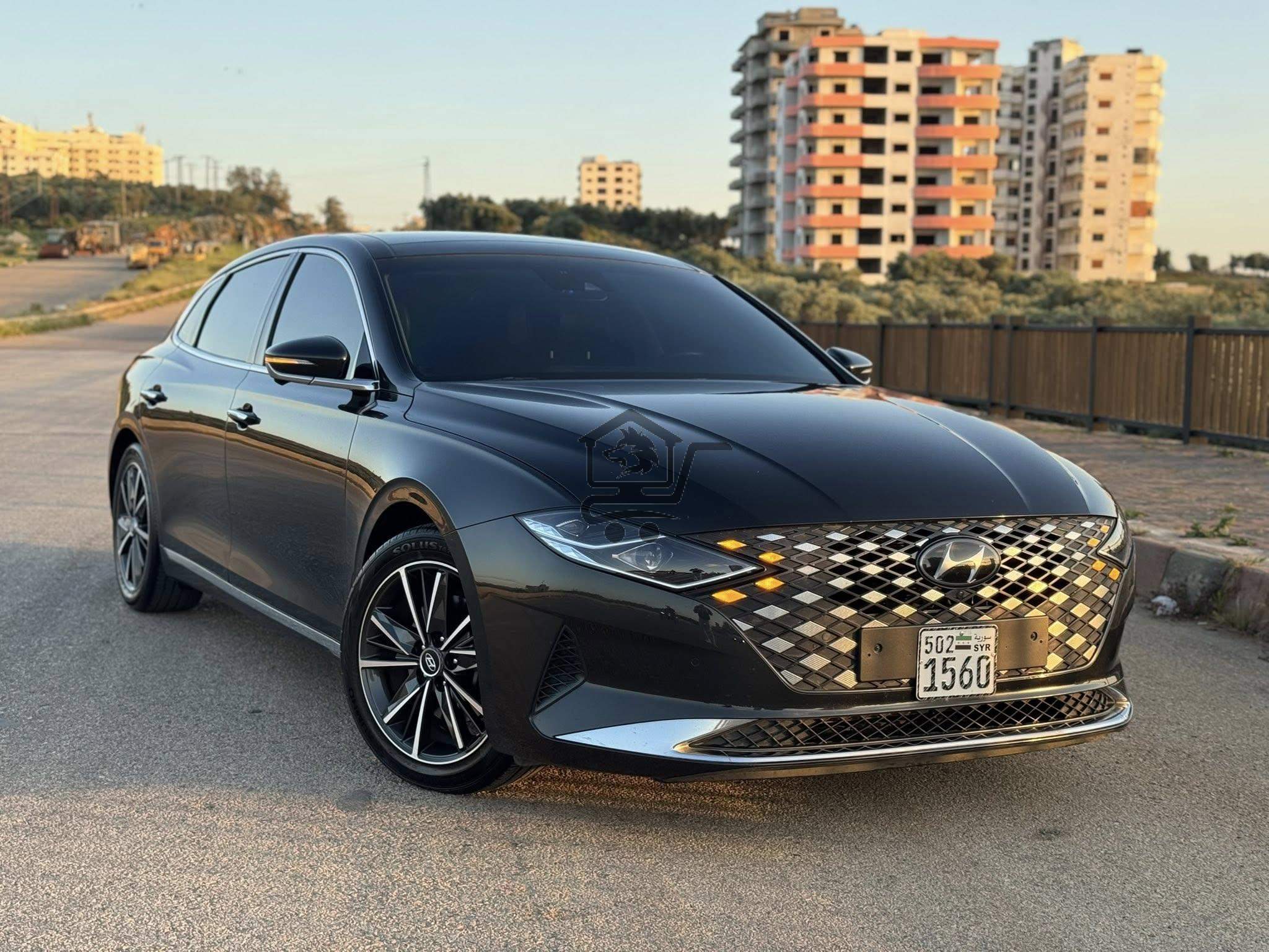 Hyundai Grandeur - الصورة 1