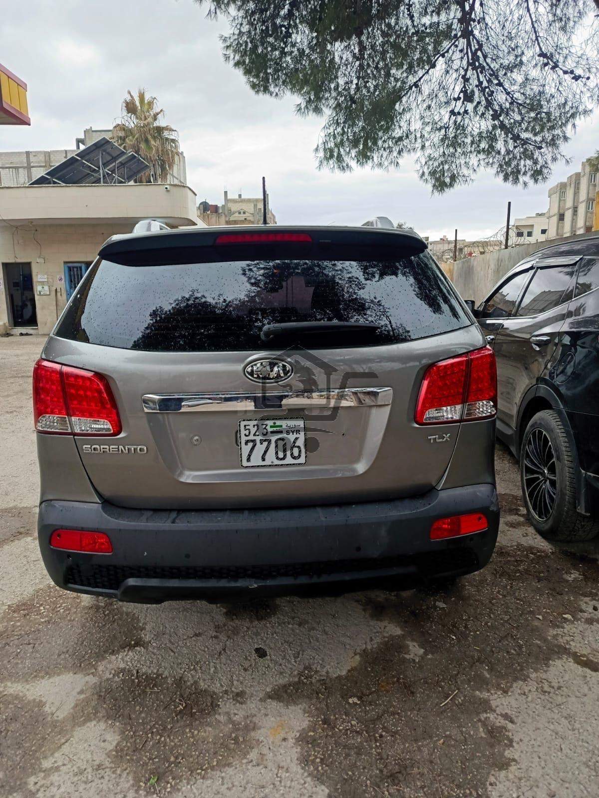 - Kia  - Sorento - الصورة 3