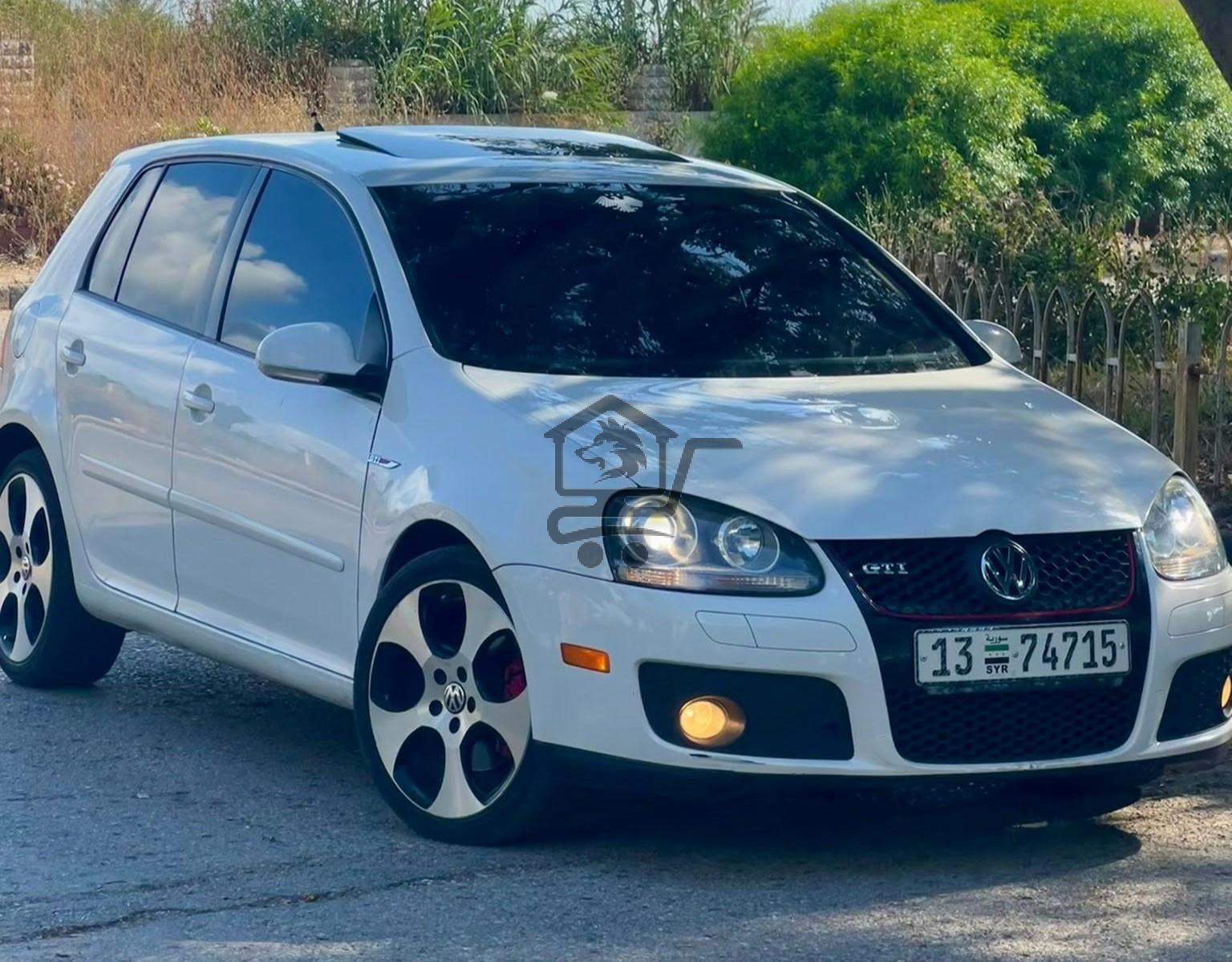 Volkswagen Golf 2009 - الصورة 2