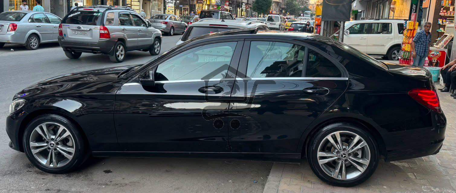 Mercedes-Benz C200 2016 - الصورة 3
