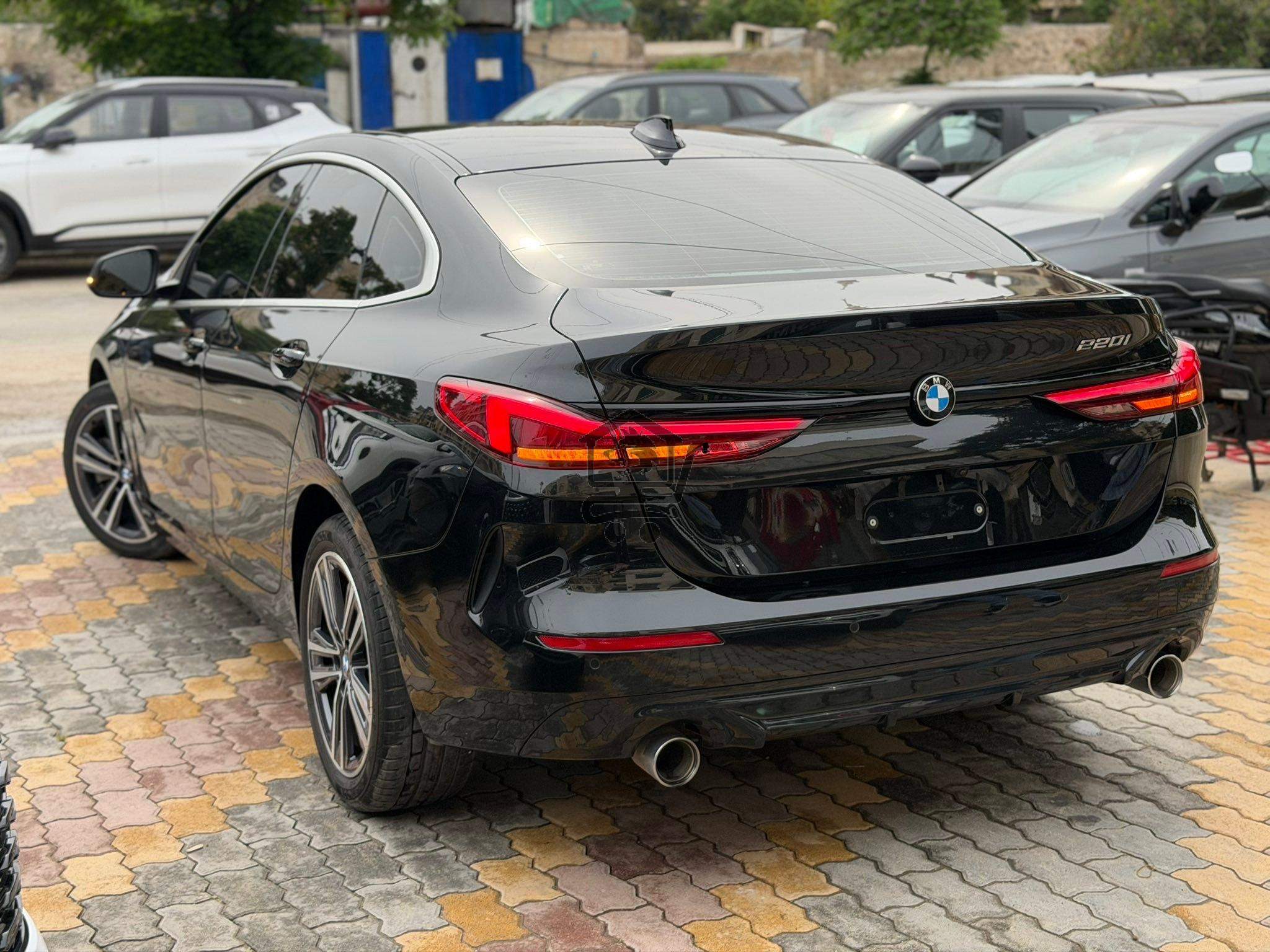BMW 220i 2024 - الصورة 2
