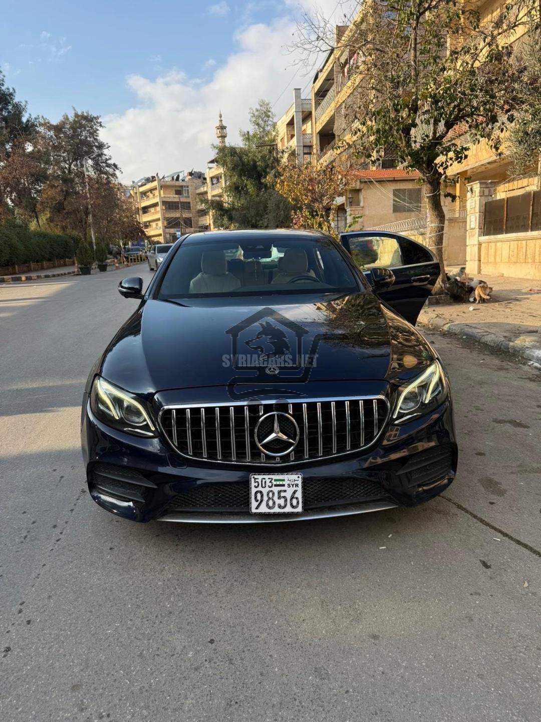 مرسيدس بينز - Mercedes benz E300 - الصورة 1