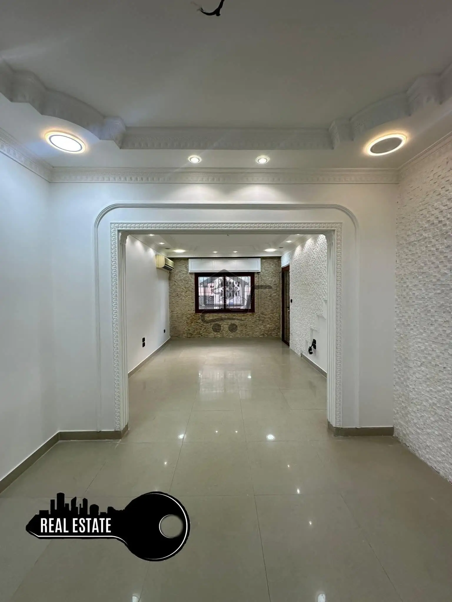 شقة بموقع مميز - الصورة 3