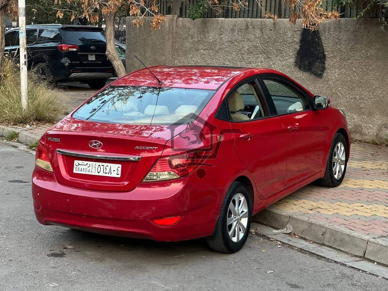 Hyundai Accent 2011 - الصورة 2
