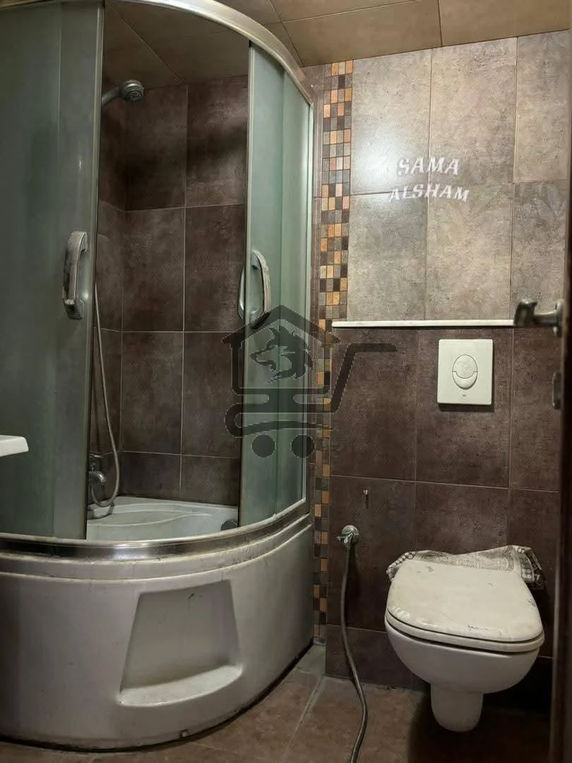 شقة سكنية بموقع مميز - الصورة 3