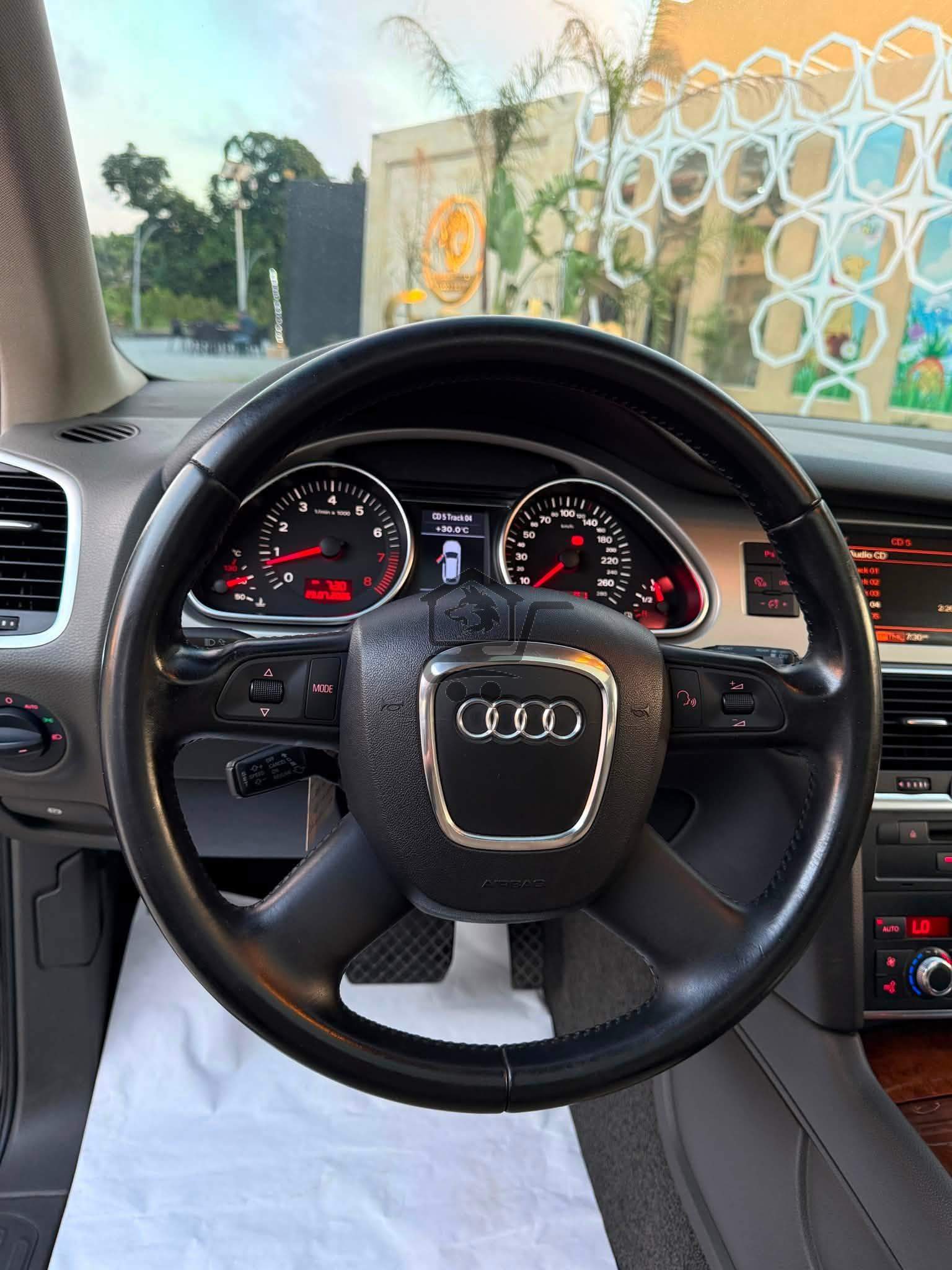 Audi Q7 2009 - الصورة 6