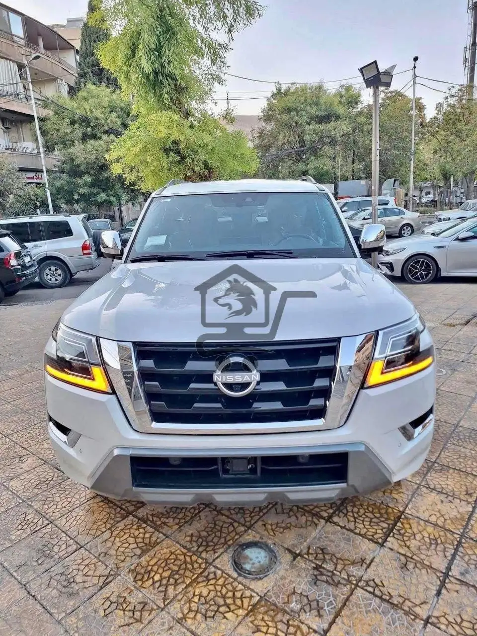 Nissan Armada Platinum 5.6 - الصورة 1