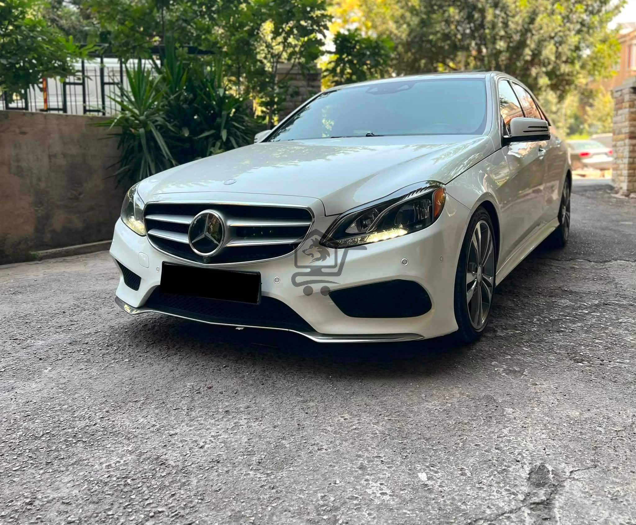Mercedes E350 - الصورة 1