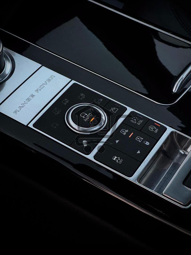 Range Rover Vogue 2016 - الصورة 9