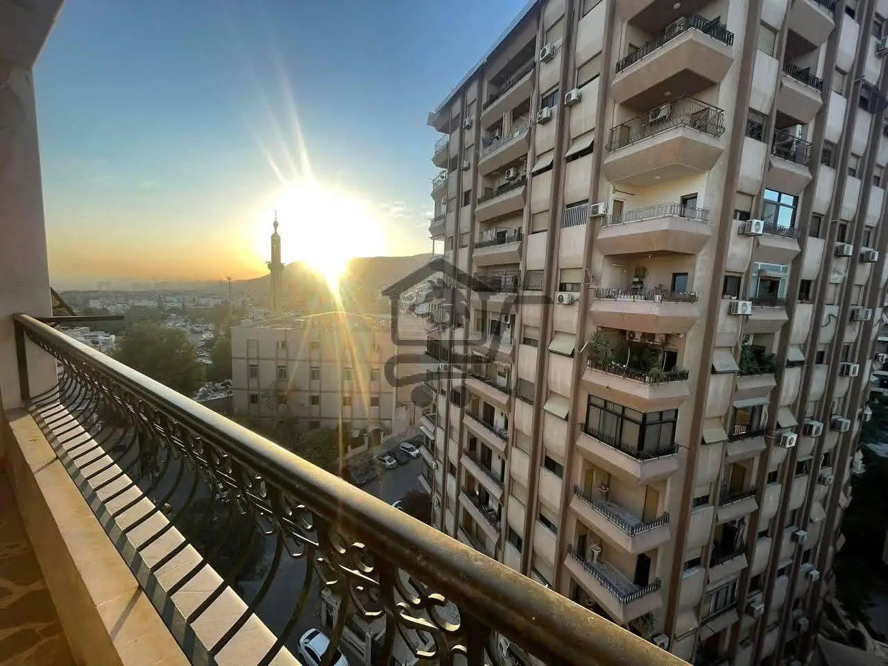 للبيع منزل في مساكن برزة مسبق الصنع - الصورة 1