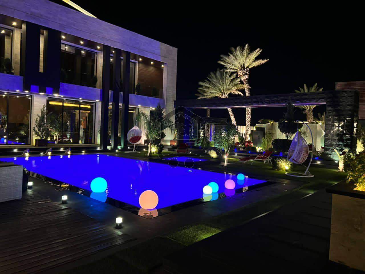 فيلا ملكية - الصورة 1