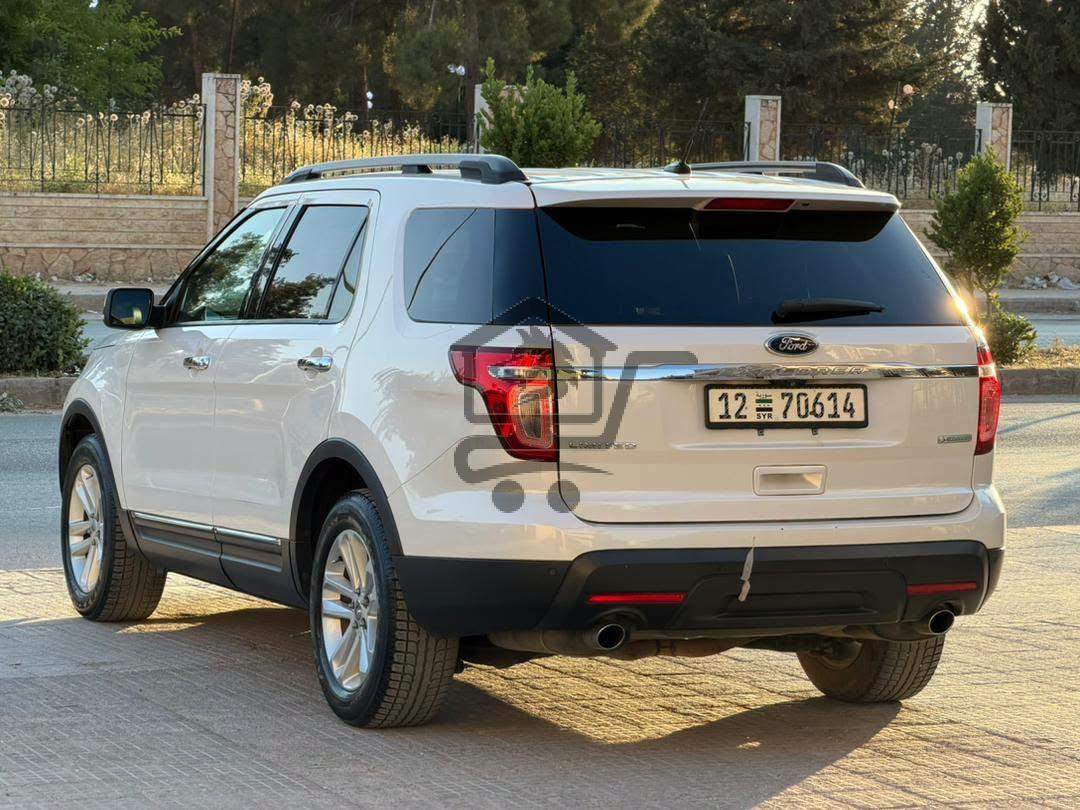 Ford Explorer 2015 - الصورة 2