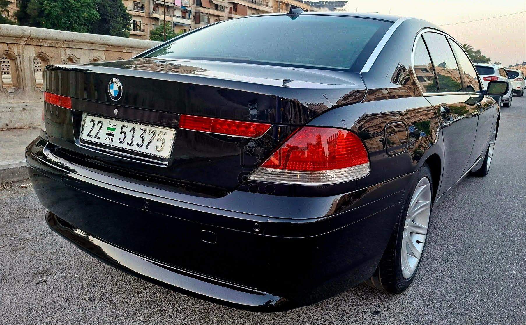 BMW 745Li 2002 - الصورة 3