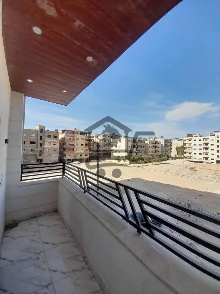 للبيع بيت في معضمية الشام - الصورة 1