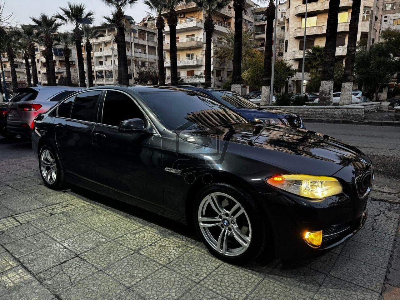 BMW 528i 2010 - الصورة 4