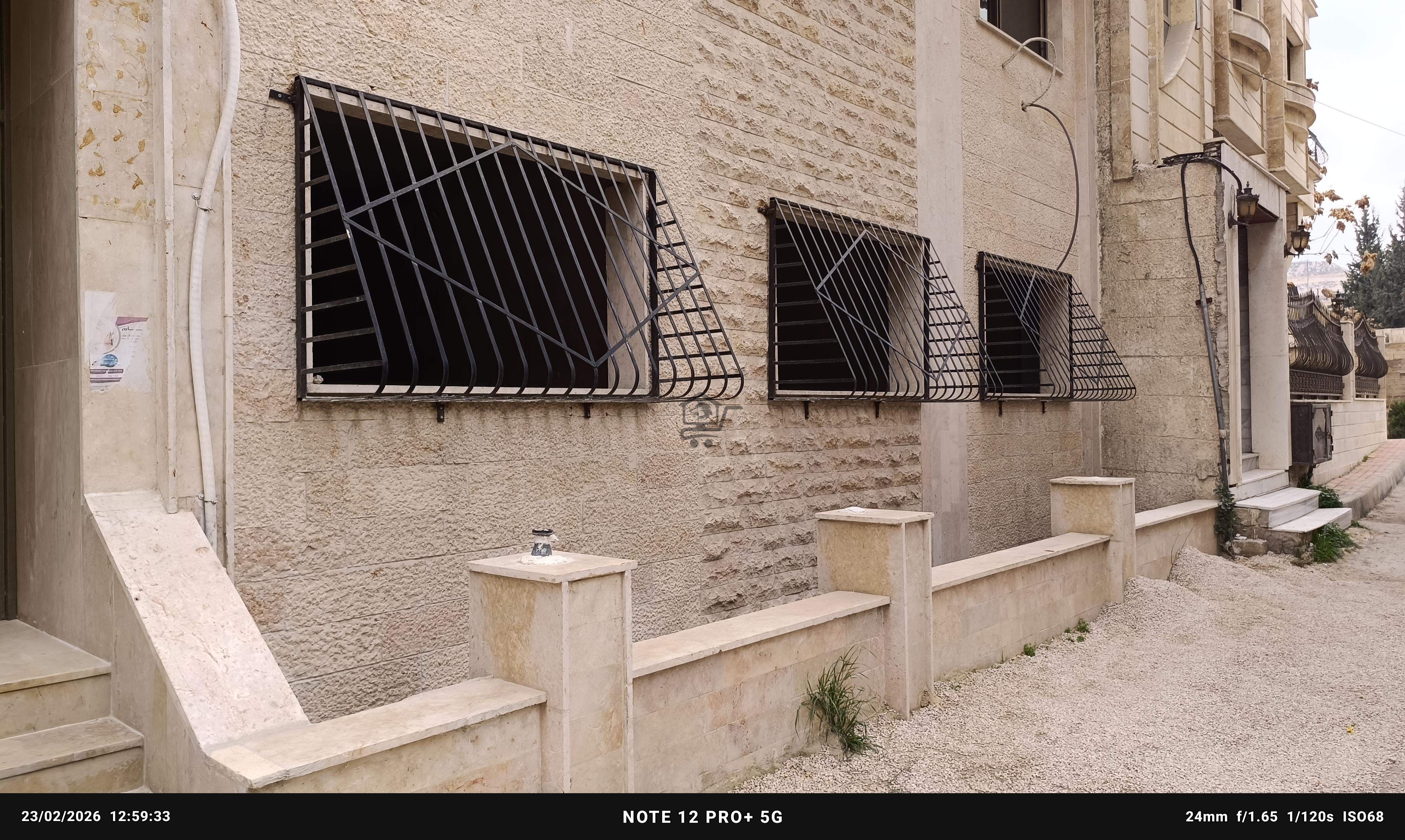 فرصة عقارية بدمشق للبيع شقة بدمر - الصورة 1