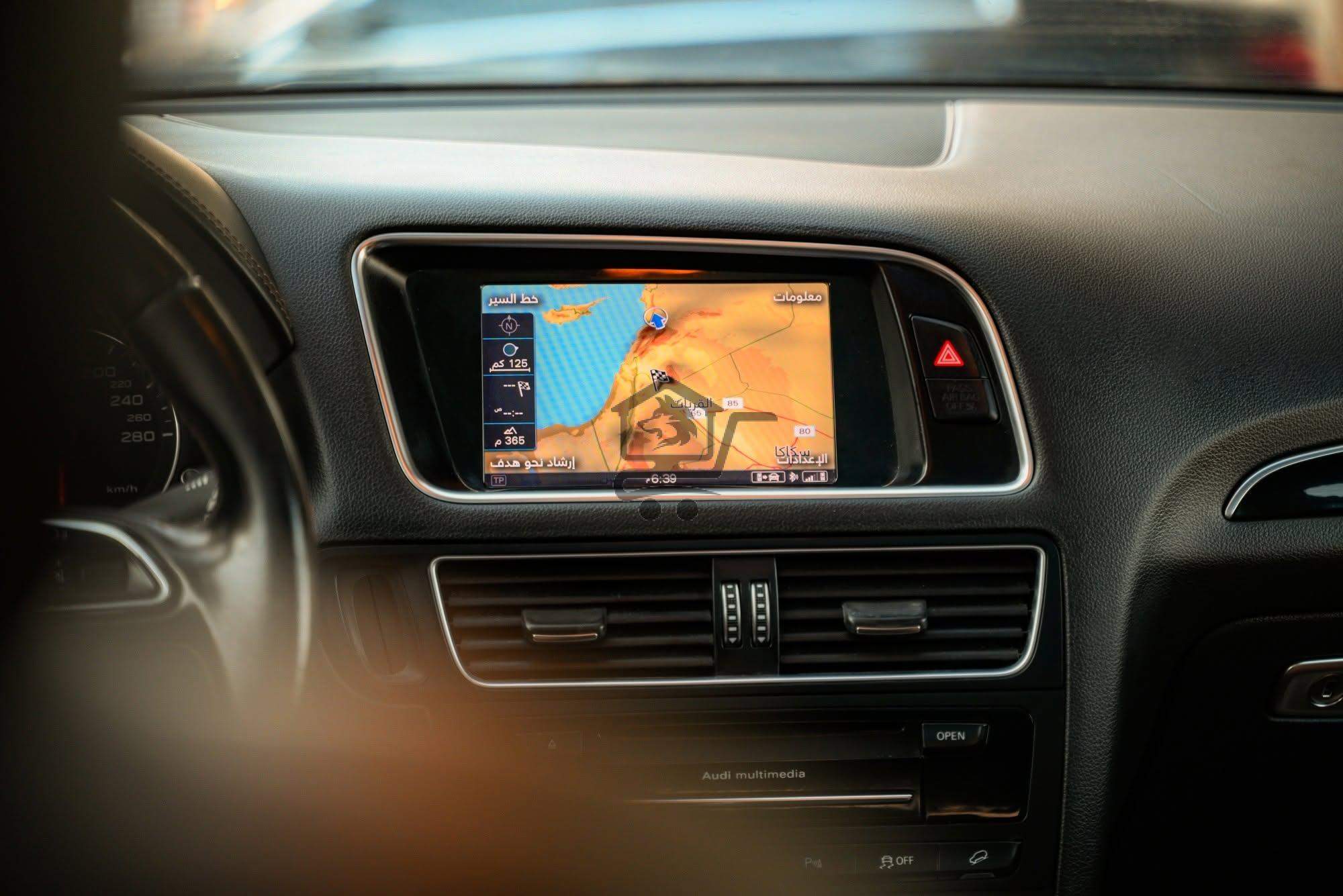 Audi Q5 S-Line - الصورة 9