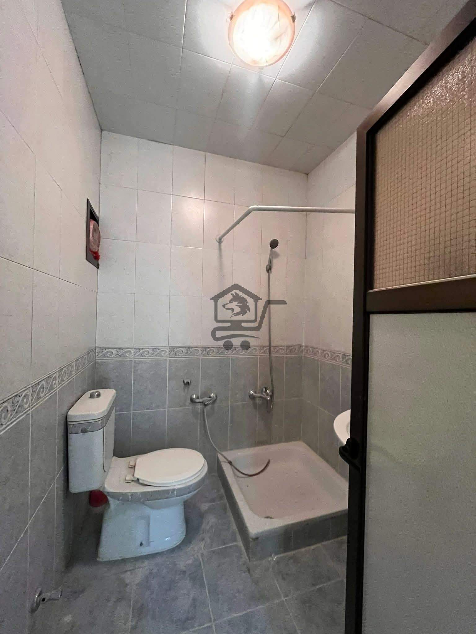 منزل بموقع مميز - الصورة 8