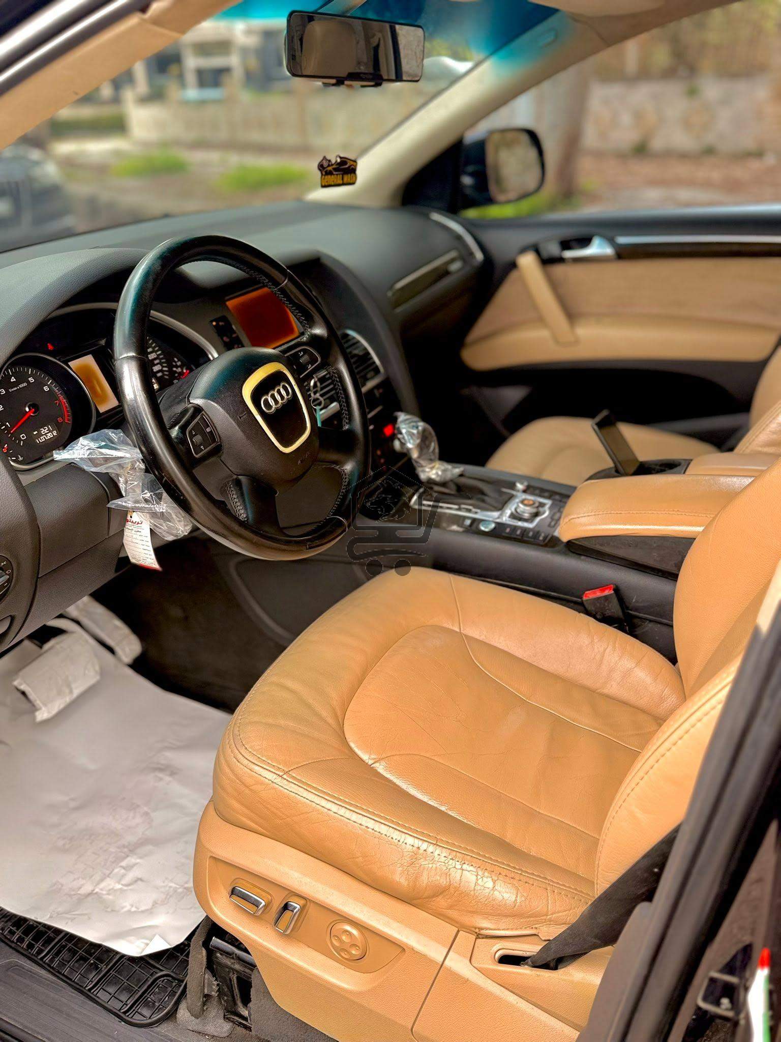 Audi Q7 2010 - الصورة 5