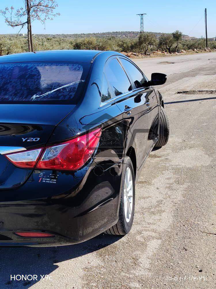 هيونداي سوناتا 2012 - الصورة 6