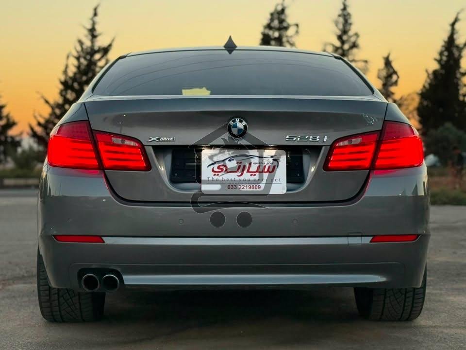 BMW 528i 2013 - الصورة 2