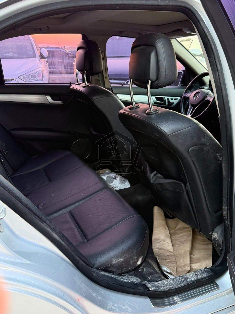 Mercedes-Benz C220 2013 - الصورة 9