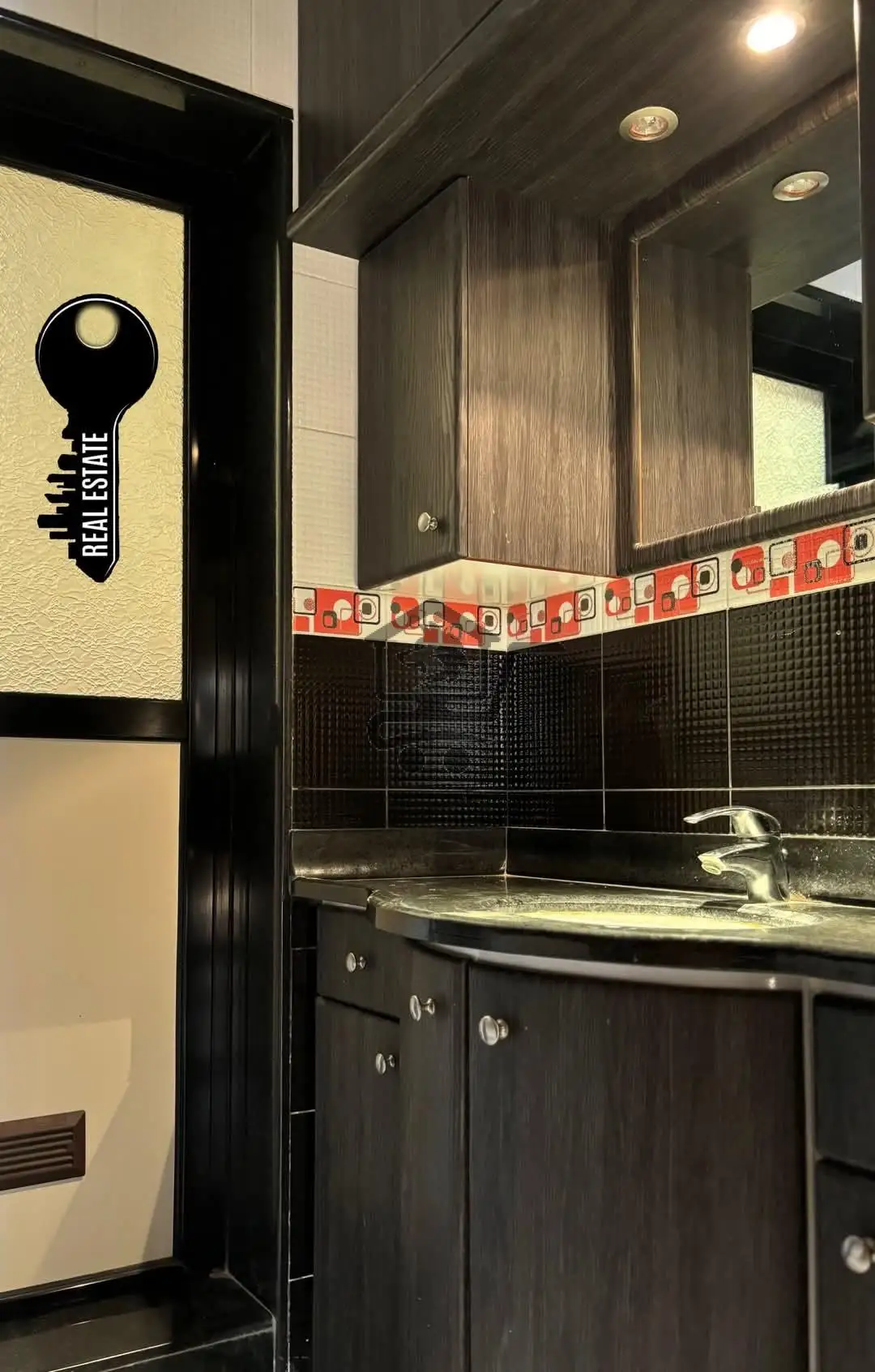 شقة فاخرة للبيع - الصورة 5