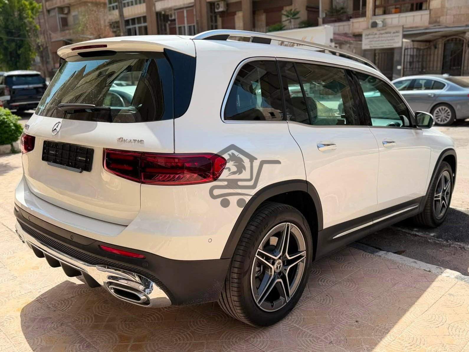 Mercedes-Benz GLB 250 2025 - الصورة 2