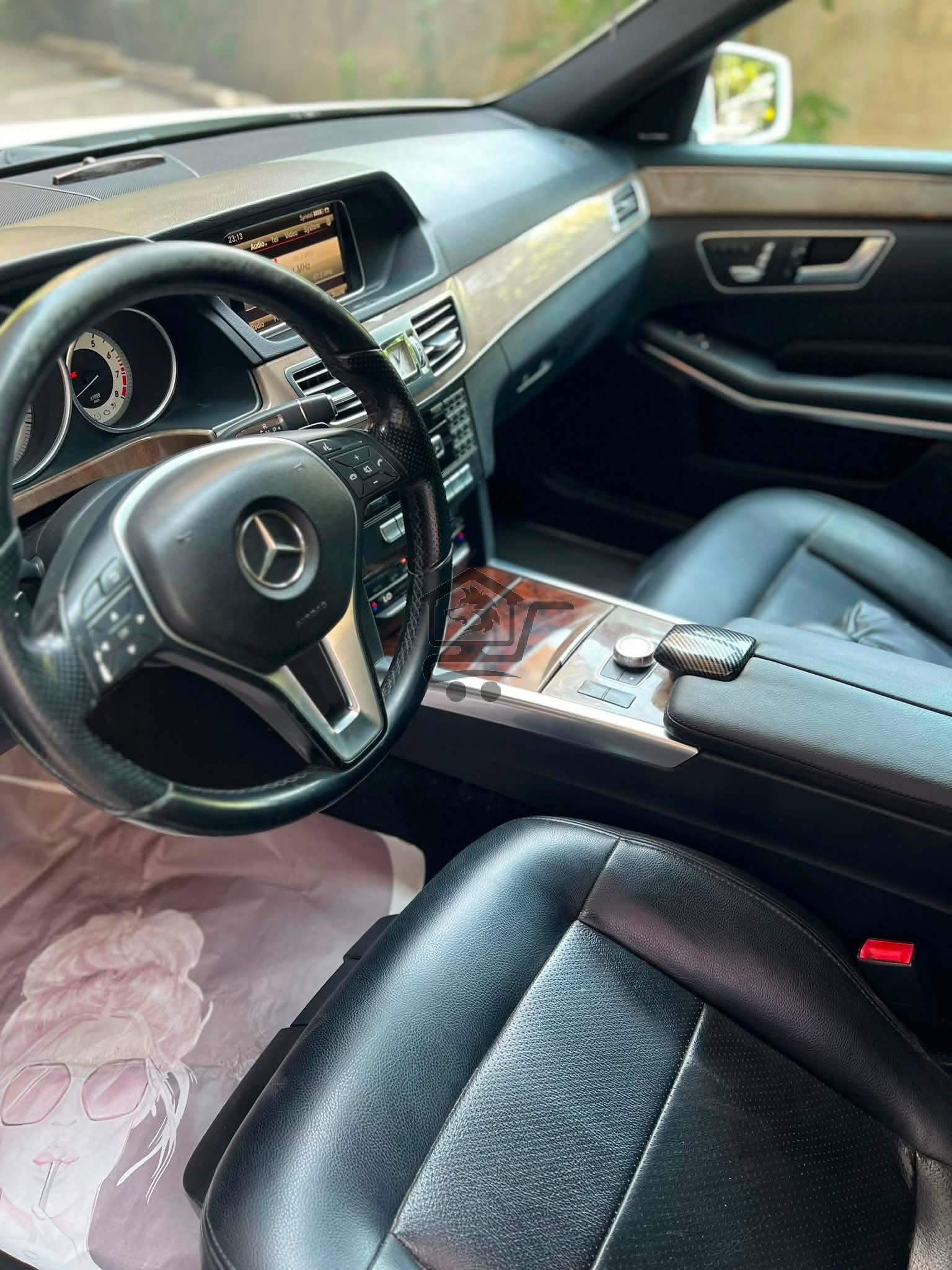 Mercedes E350 - الصورة 3
