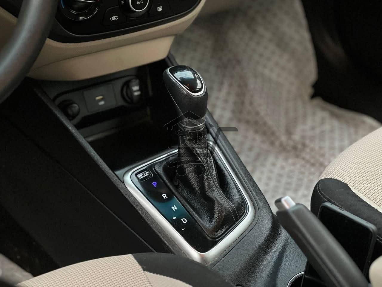 Hyundai Accent 2023 - الصورة 9