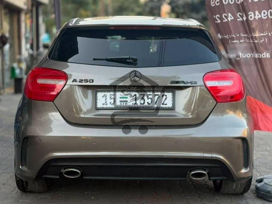 Mercedes-Benz A250 2014 - الصورة 4