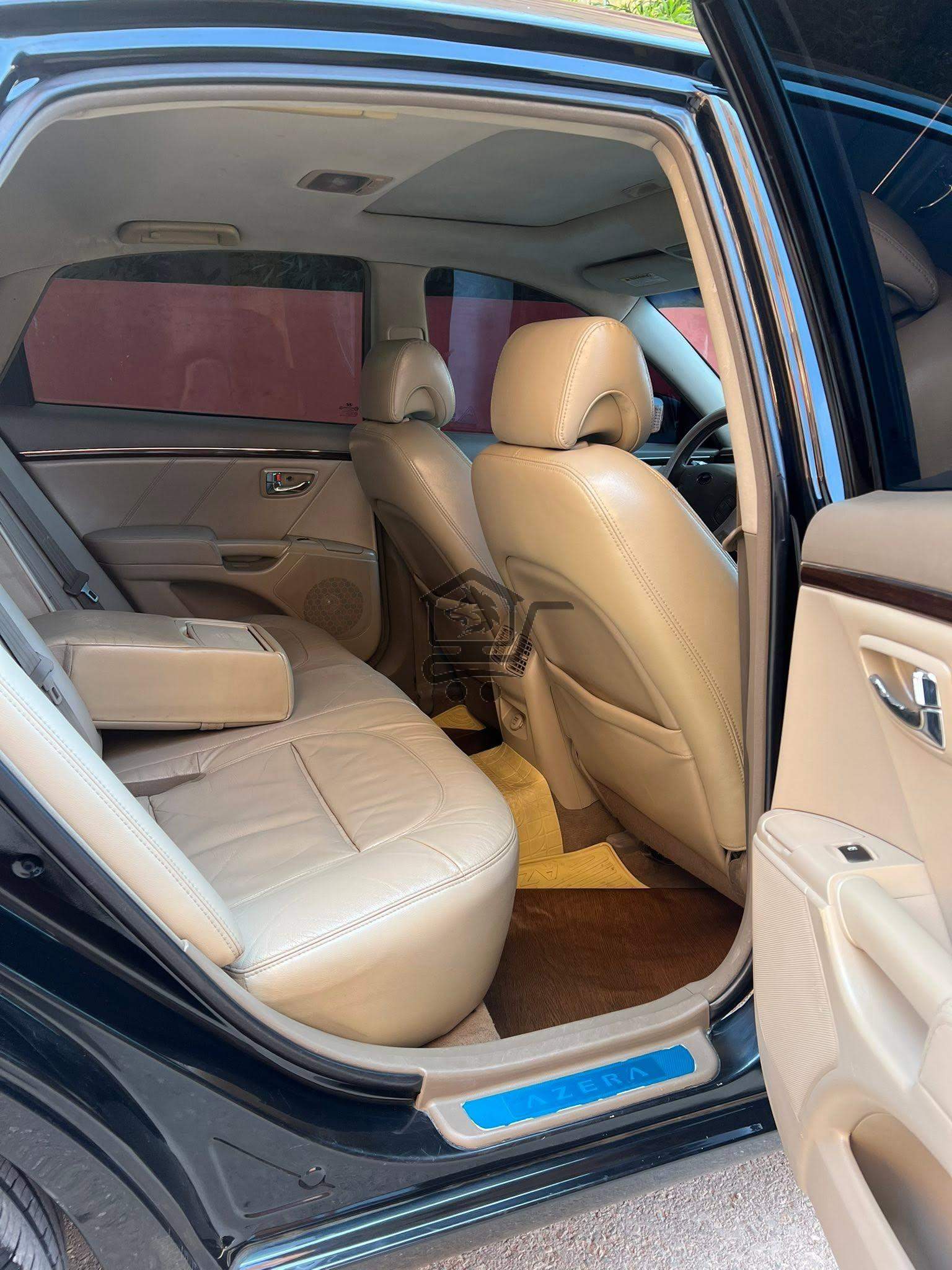 Hyundai Azera 2009 - الصورة 10
