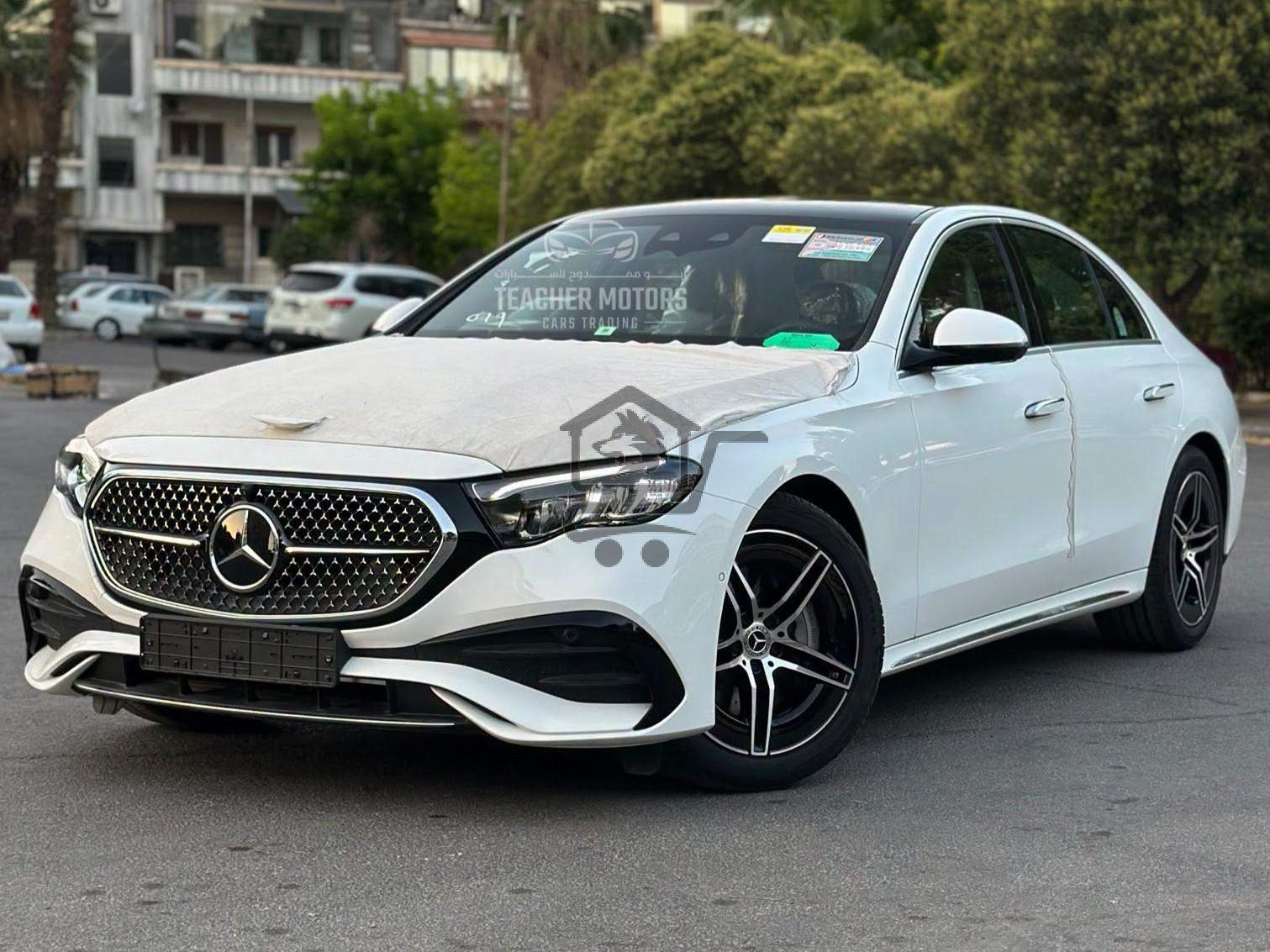 Mercedes-Benz E00 AMG - الصورة 1